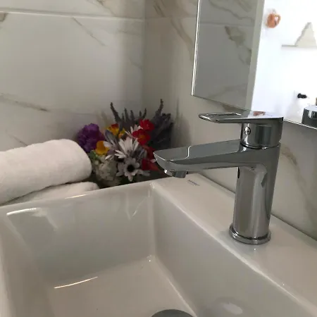 דירה Violeta Sea View פארוס