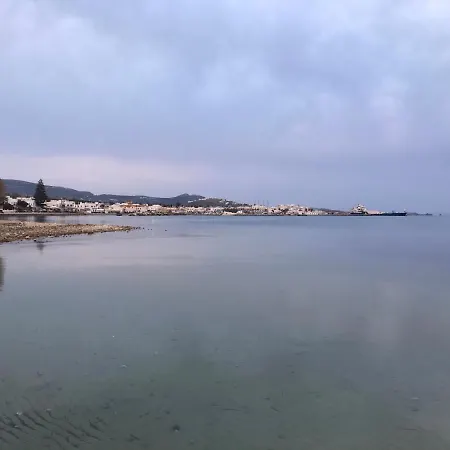 Violeta Sea View Apartmán Páros